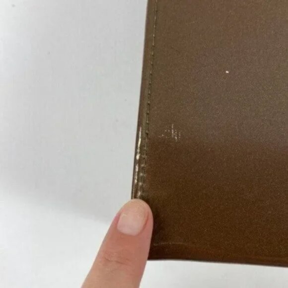 VINTAGE Patent Vinyl Kelly Style Box Purse Top Handle Satchel - Picture 8 of 10